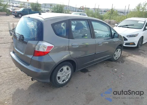 2013 Honda Fit z USA, uszkodzony, nr VIN JHMGE8H38DC082558